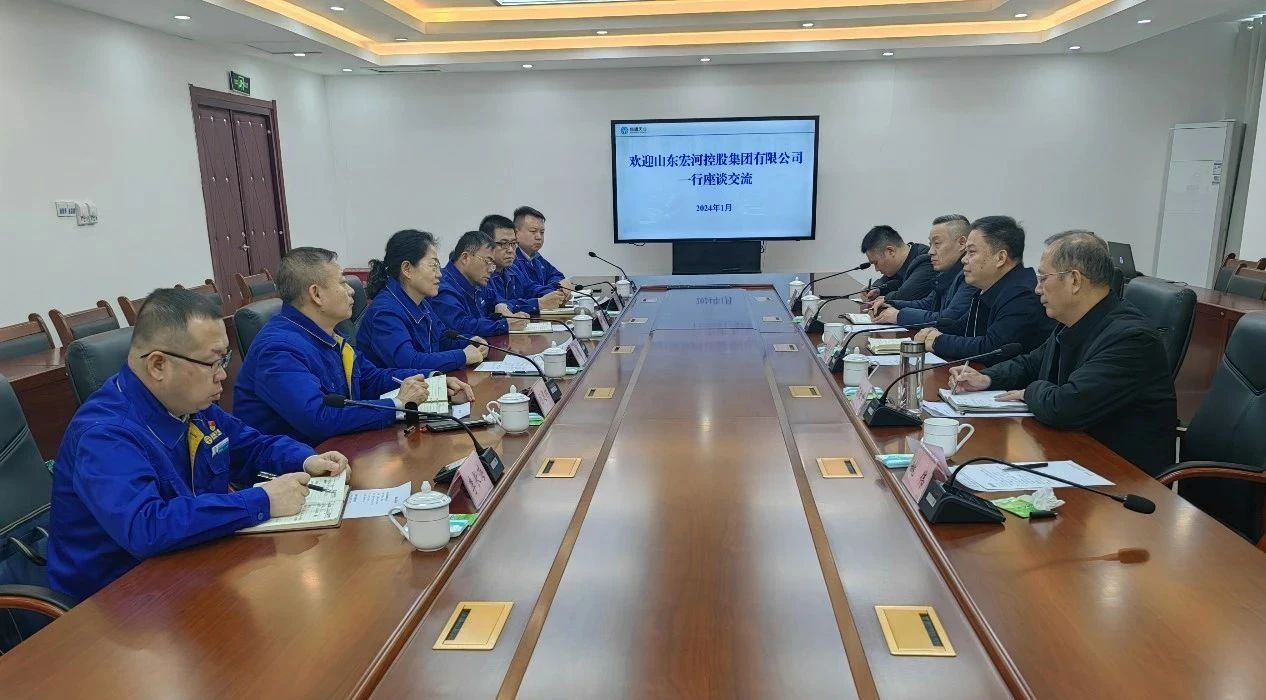 李曉東到新疆調(diào)研督導(dǎo)煤礦建設(shè)推進(jìn)工作，并慰問駐疆干部職工